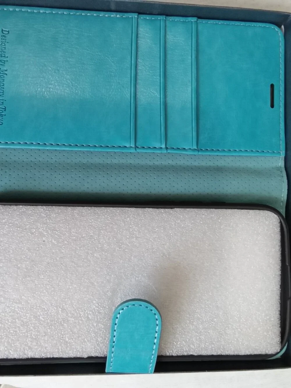 MONASAY Premium Leather Magnetic Flip Case iPhone 17– Turquoise (Brand New)